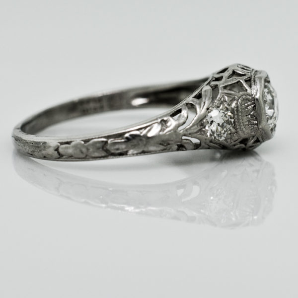 R1300-3-0.28 cts-OEC-Dome-Plat-Ring