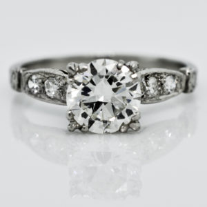 R1526-Diamond-Classic-Engagement-Plat-Ring