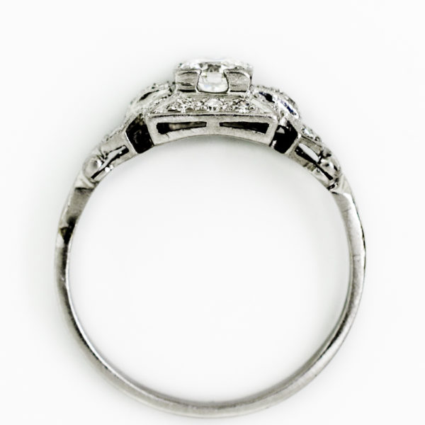 R1706-4-Deco-Diamond-Plat-Ring
