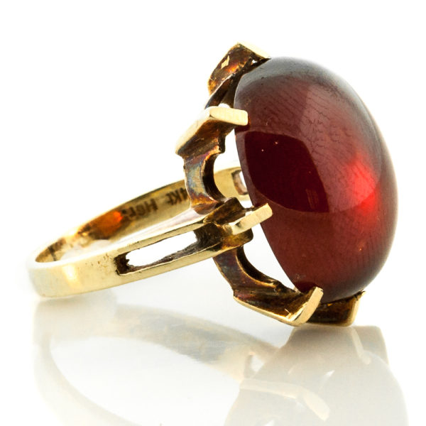 R1764-2-Garnet-Claw-Gold-Setting-Ring