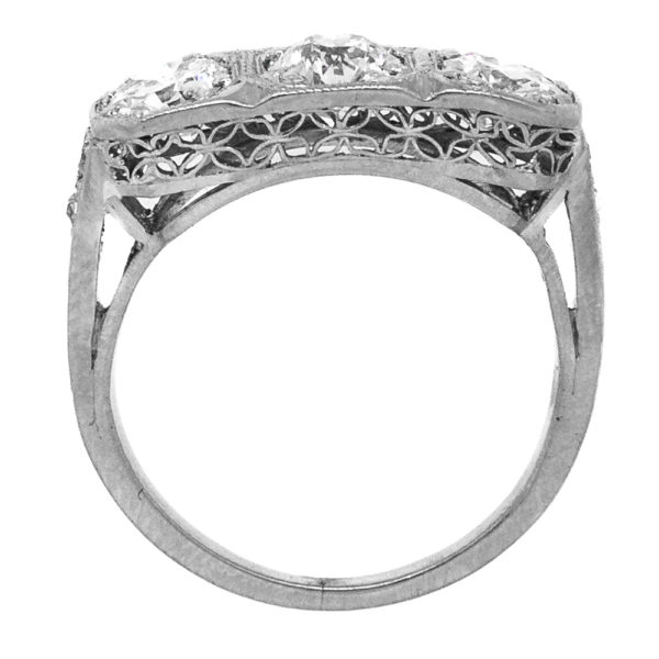 R1896-3-3 diamond-Platinum-Deco-Ring