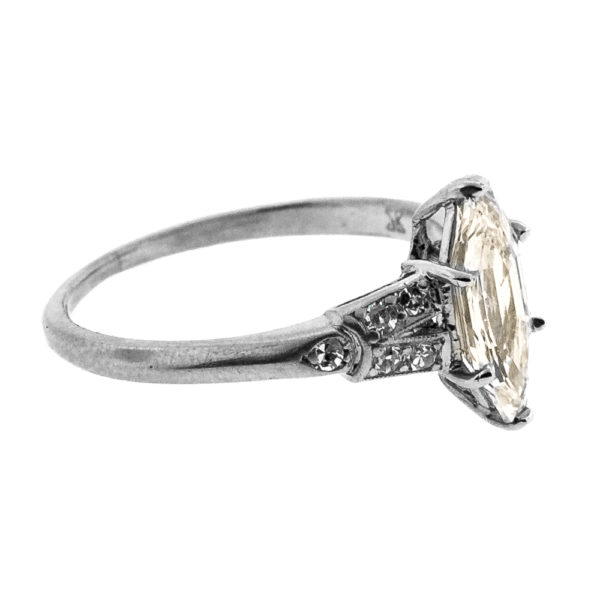 R1907-2-1.24 cts. Marquise-Plat-Ring