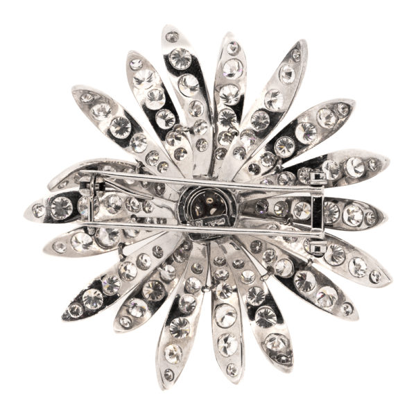 P266-2-Large-Diamond-Flower-Gold-Brooch