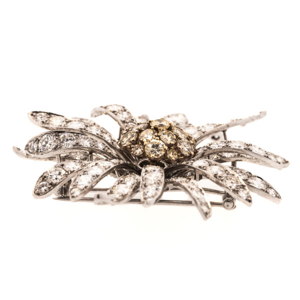 P266-3-Large Flower-Diamond-Gold-Brooch