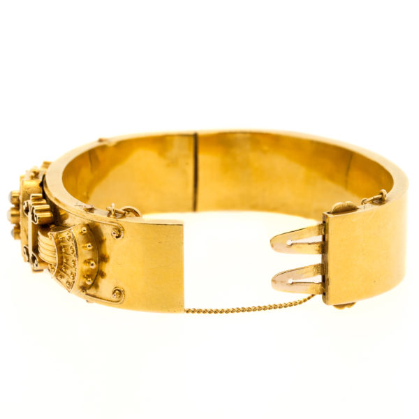 B493-2-Victorian-Gold-Pearl-Bracelet