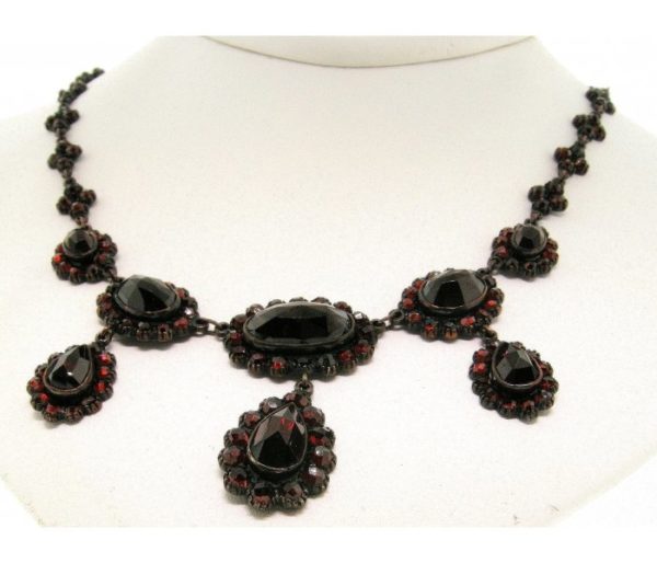 Victorian Garnet Necklace 1