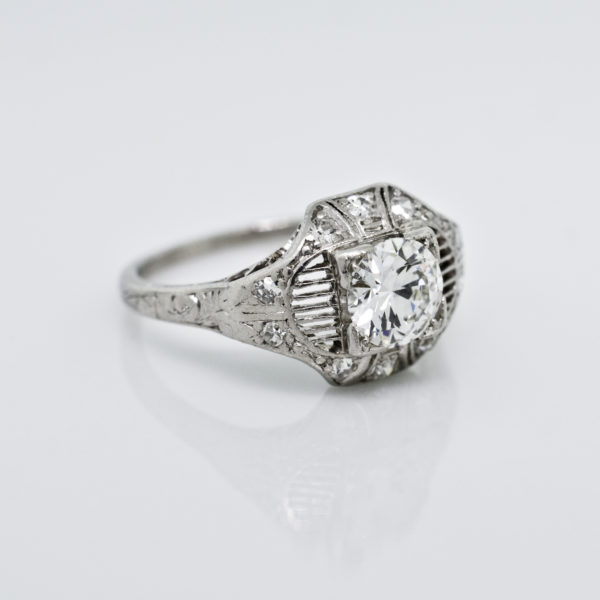 R1556-2-0.70 cts-Trans-Platinum-Ring