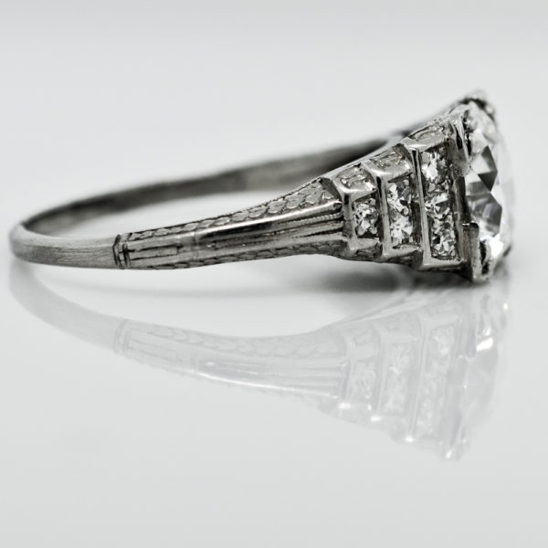 R761-3-Art Deco-Pyramid-Diamond-Platinum-Ring