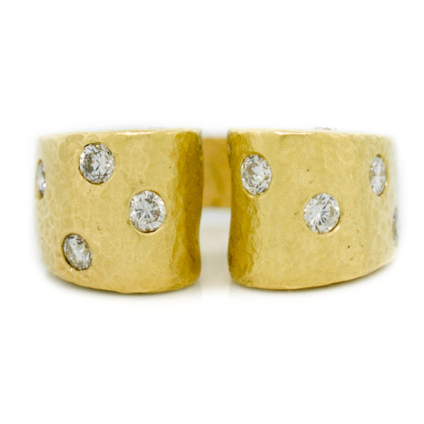 R976-18KT-0.90 cts-RBC-Hammered-Ring