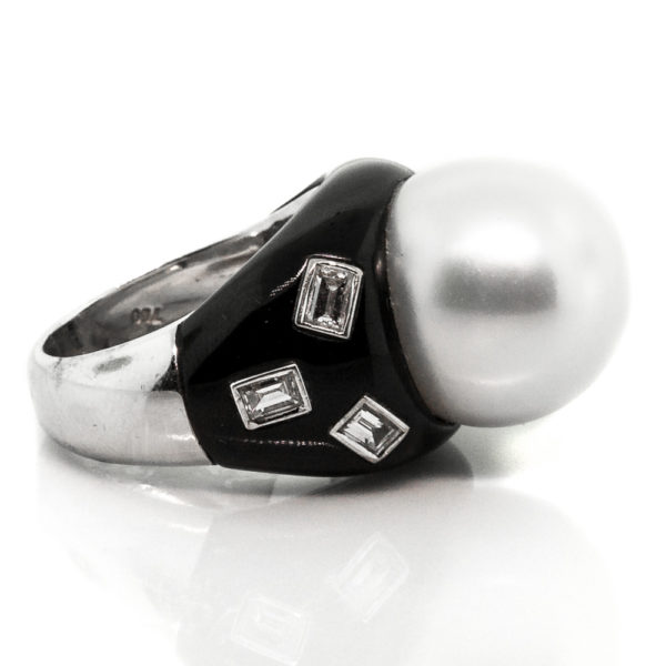 R1753-2-Pearl-Diamond-Black Enamel-Ring