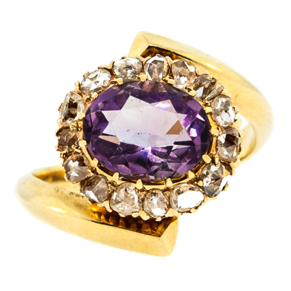 R1850-Oval Amethyst-RCD Diamonds-Gold-Ring