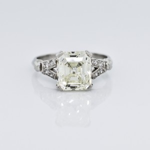 Vintage Rectangular Cut Diamond Ring